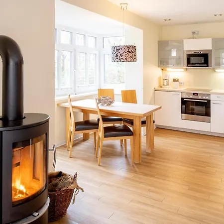 Hotel Suitenhotel Idyll Heckenrose 4*