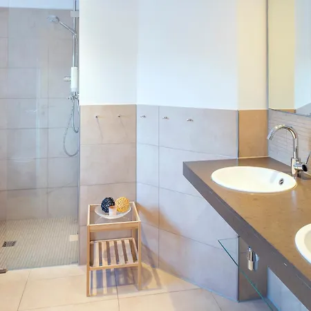Suitenhotel Idyll Heckenrose Szálloda 4*