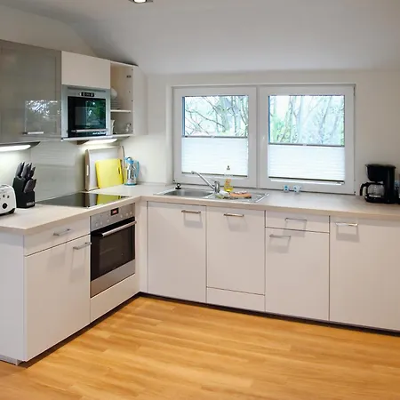 Suitenhotel Idyll Heckenrose Hotel 4*